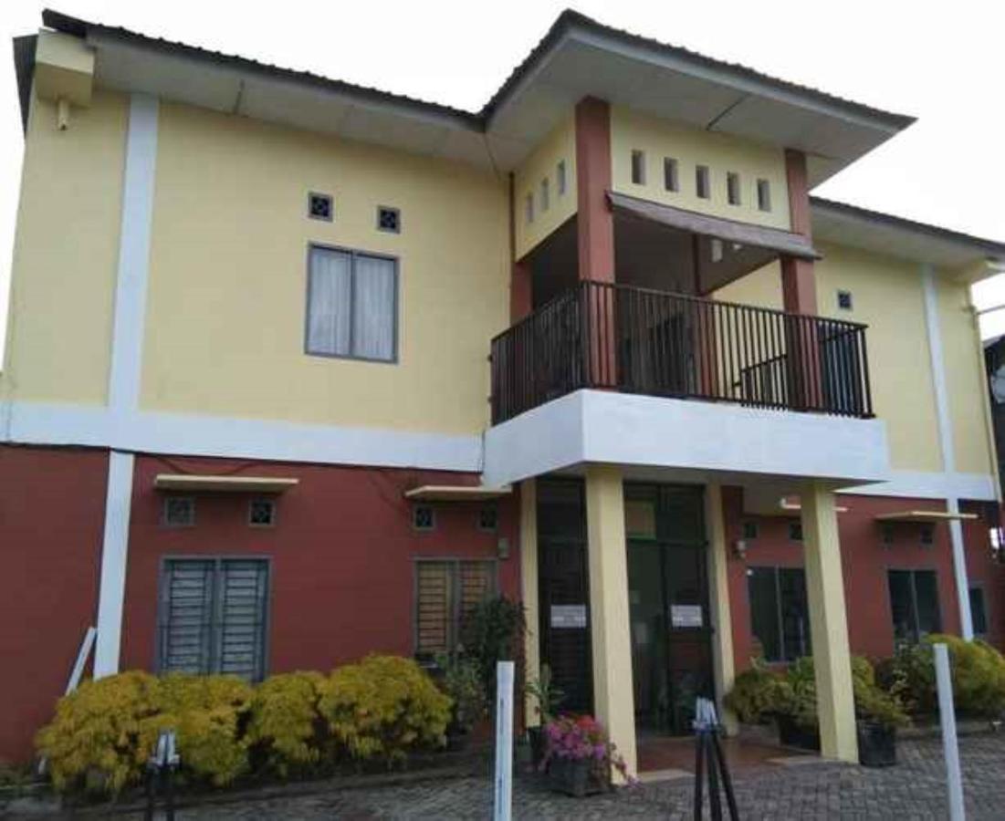 Penginapan Syariah Parit  Exterior photo