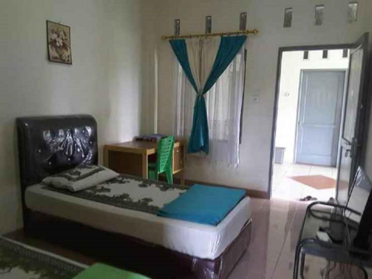 Penginapan Syariah Parit  Exterior photo