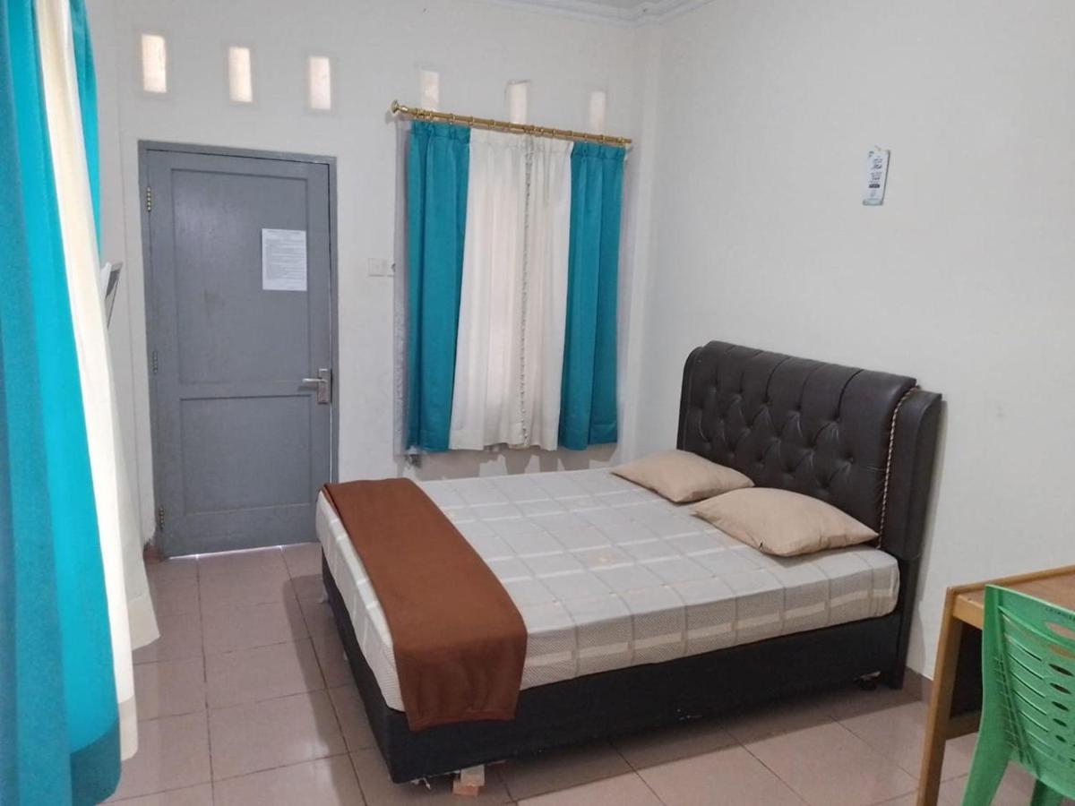 Penginapan Syariah Parit  Exterior photo